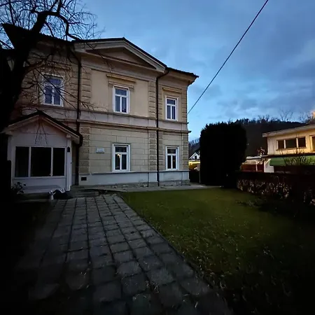 Ana Rogaska Slatina